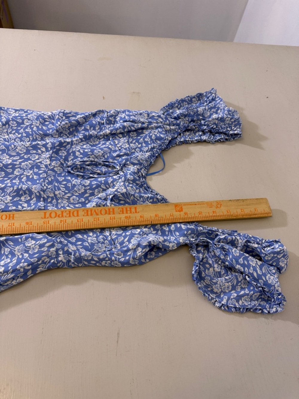 Reformation Marby Dress Blue Floral Asymmetrical Midi Puff Sleeve Size 6 - Picture 9 of 15